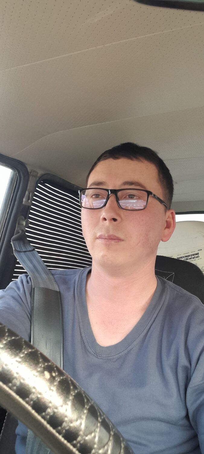  28302408  , 25 ,    