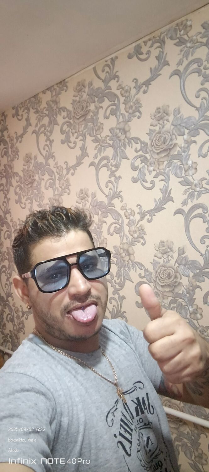  50593968  Alioski, 34 ,    