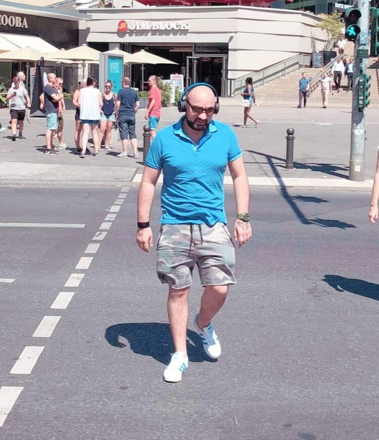  Tivoli,   Rezi, 31 ,   ,   , c 