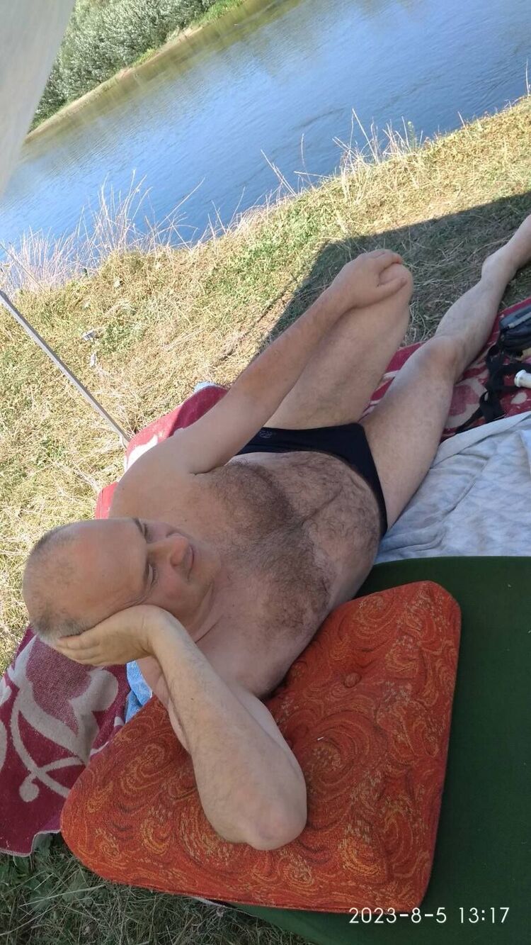  39989308  , 54 ,    