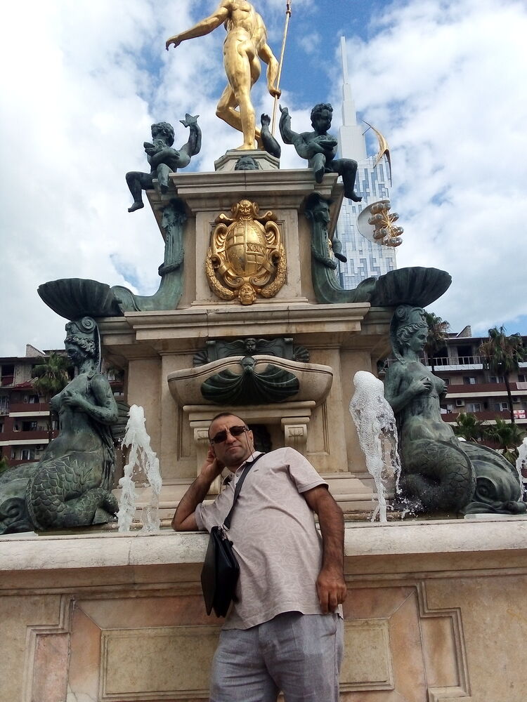  ,   Emin, 51 ,   ,   