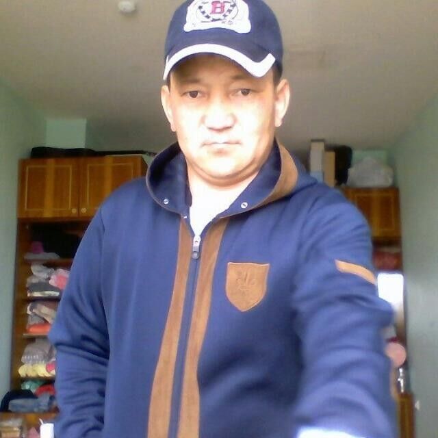  9359938  Melis, 47 ,    