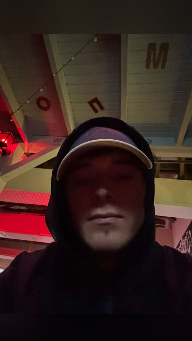 ���� 42955908 ����� ��������, 22 ����, ���� ���������� � �����������