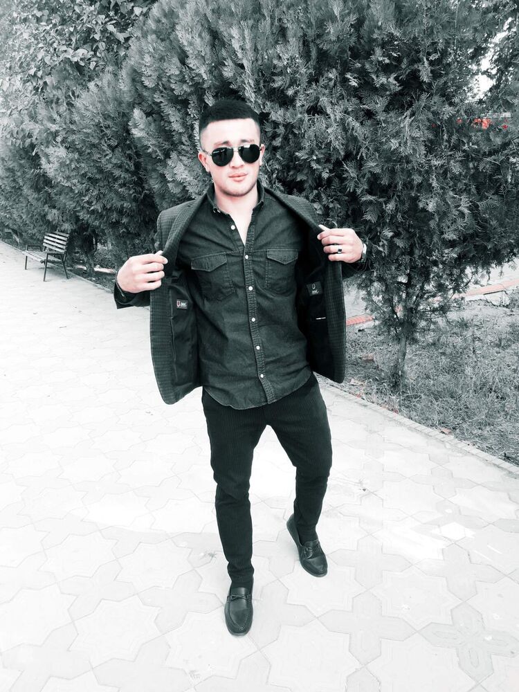  ,   Alik, 27 ,   c 