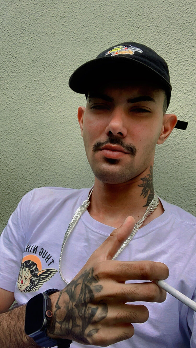  --,   Jorge, 25 ,   ,   