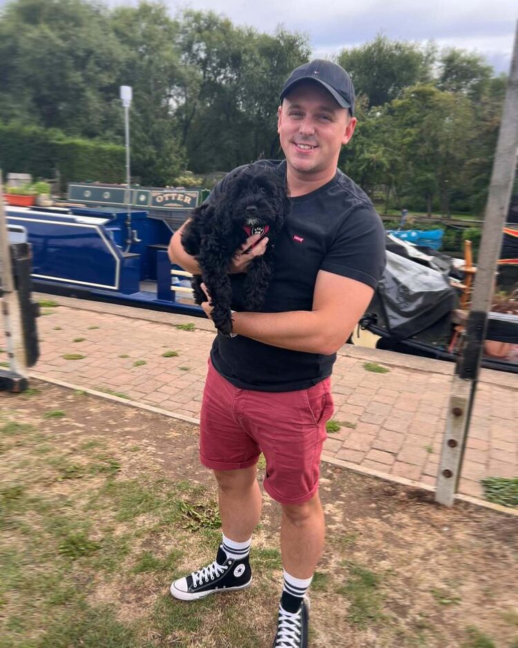  53387438  , 37 ,    -