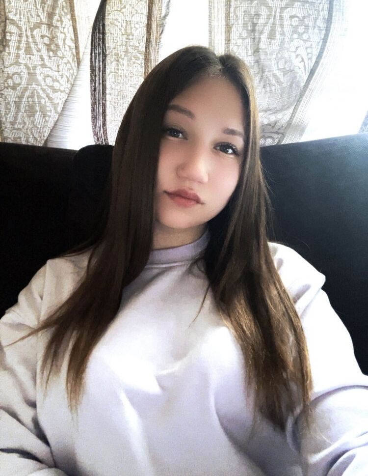  43370178  Polina, 20 ,    