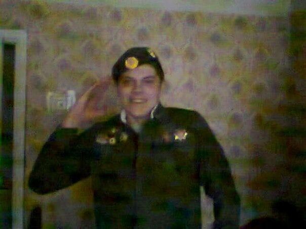  44112658  Oleg, 53 ,    