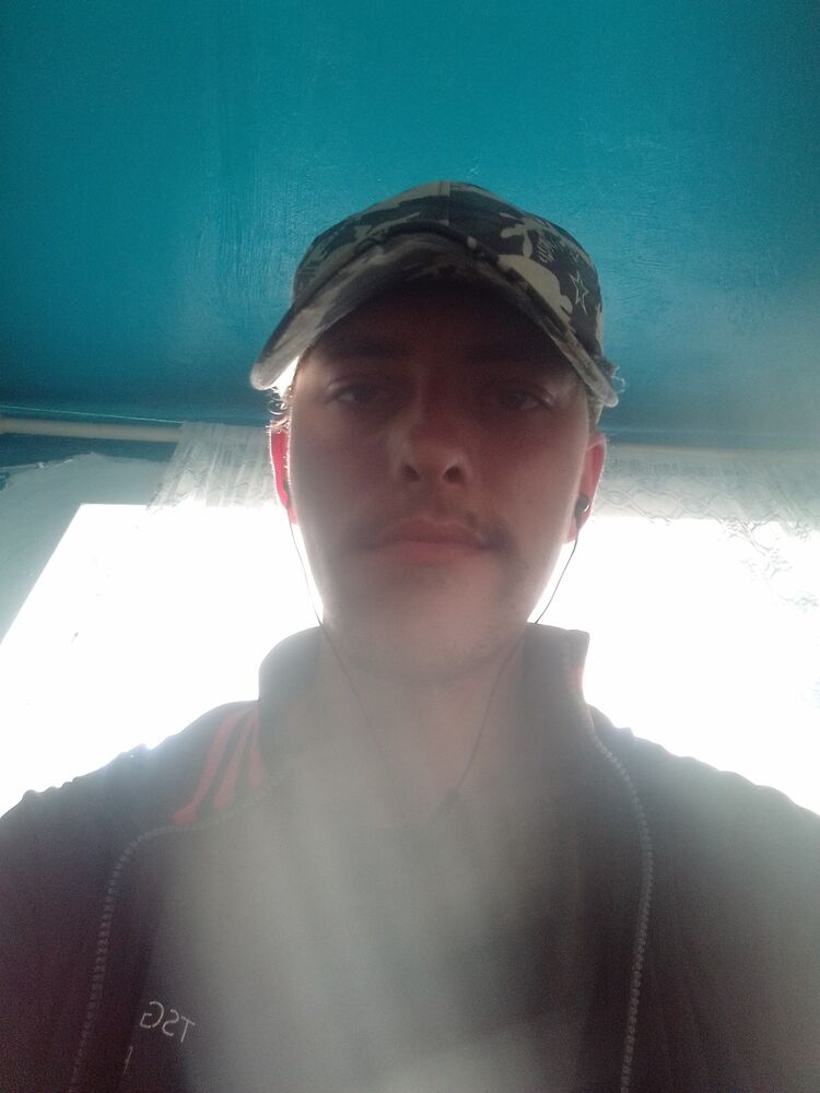  ,   Stepan, 25 ,   ,   