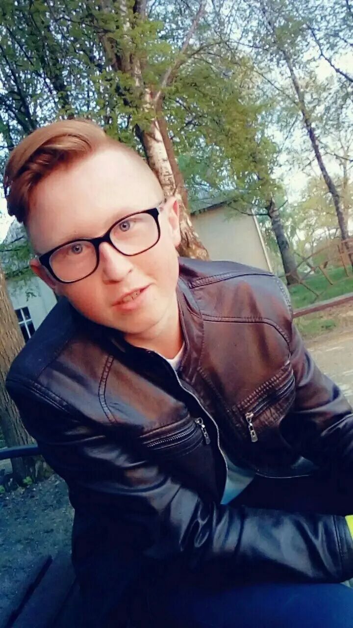  35735608  , 23 ,    