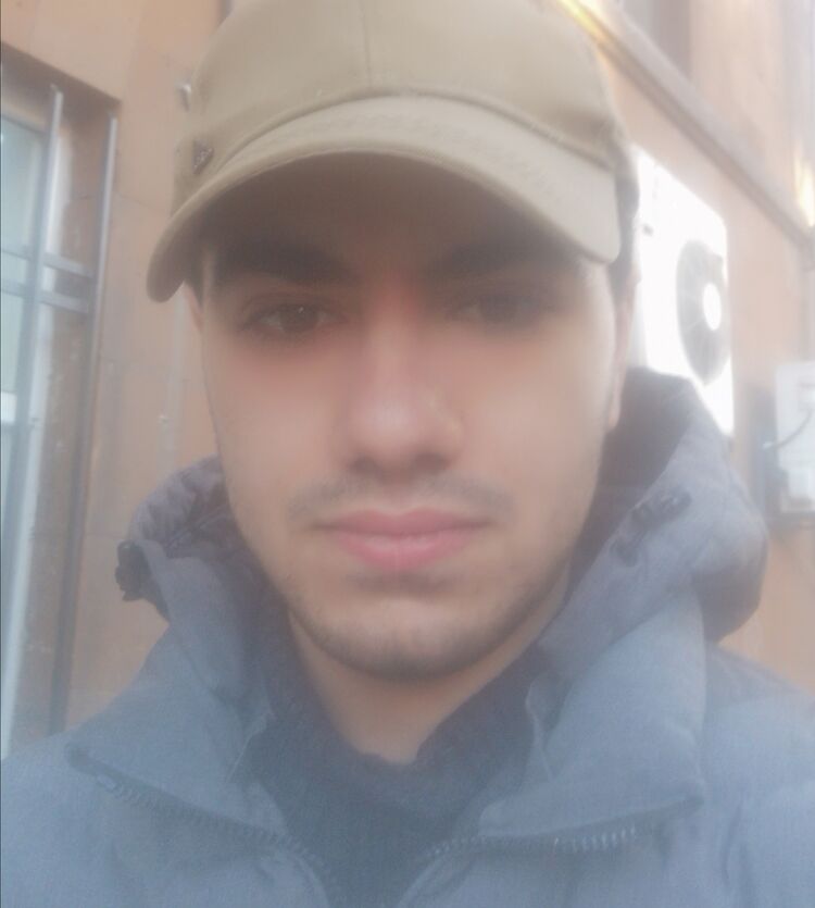  41502758  Hovhannes, 25 ,    