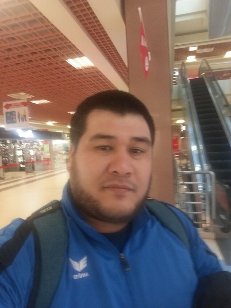  ,   Nic, 36 ,   