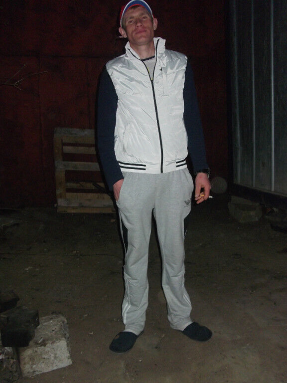  5975208  Mark, 38 ,    