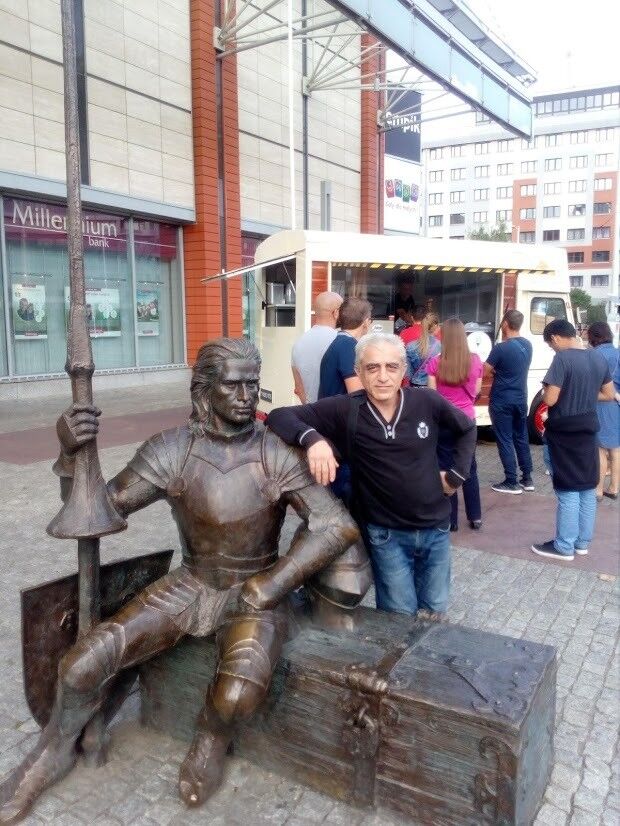  ,   Zaza, 52 ,   ,   , c 