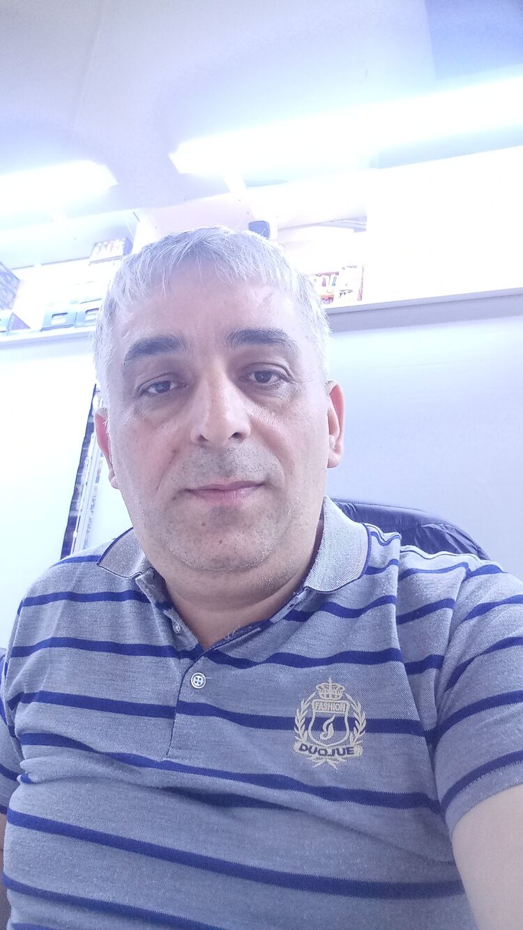  46906878  , 44 ,    