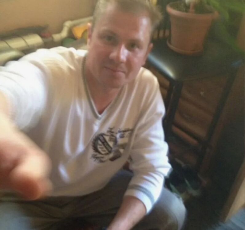 ���� 52317438 ������� �������, 37 ���, ���� ���������� � �����-����������