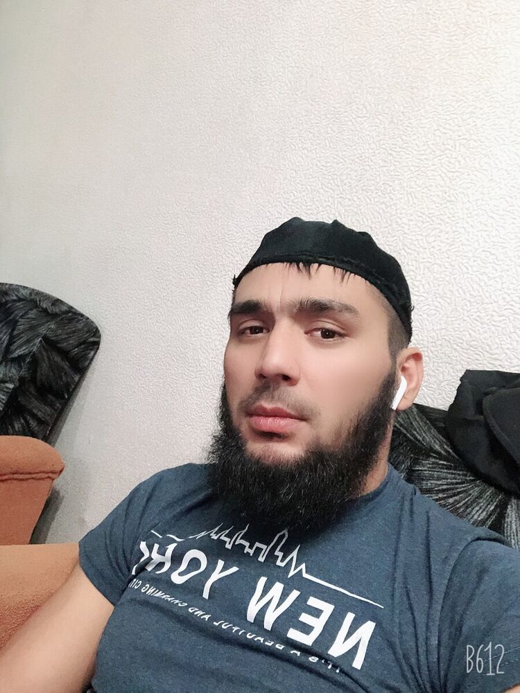  21779458  Islam, 33 ,    -