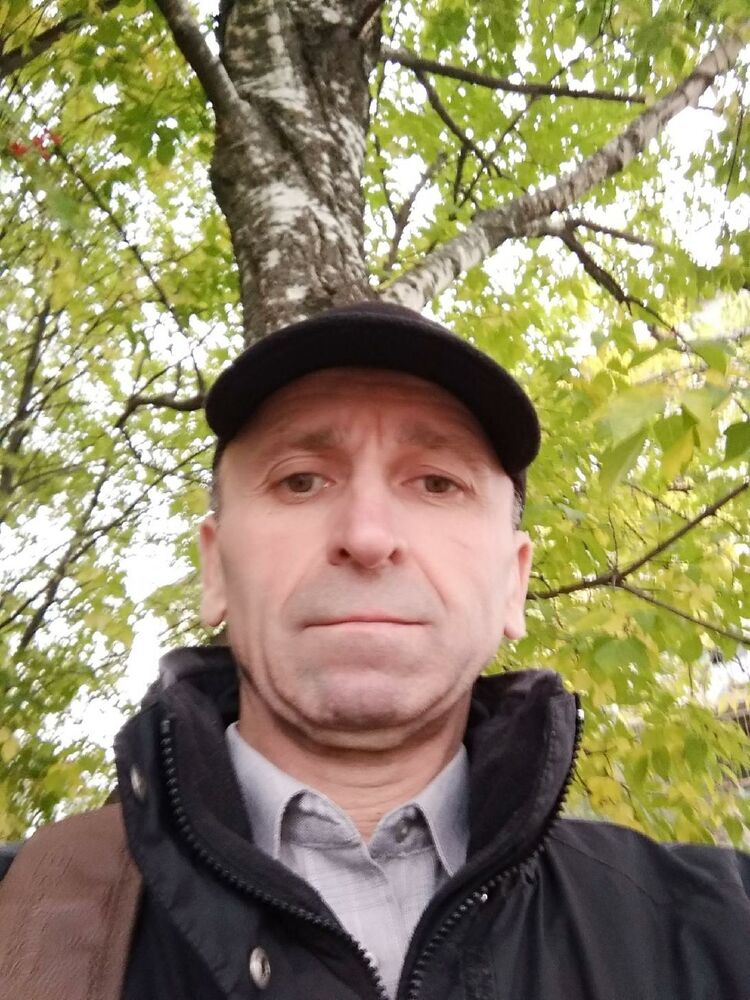  28555878  , 62 ,    