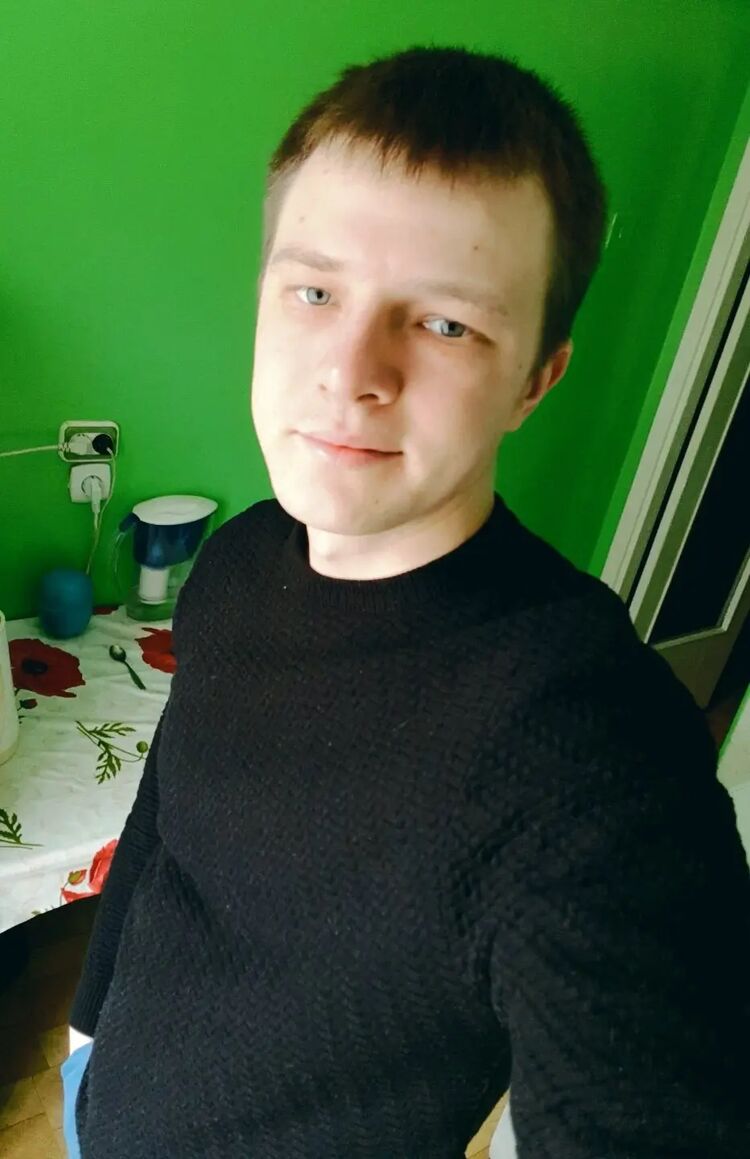 34710318  Sergey, 31 ,    