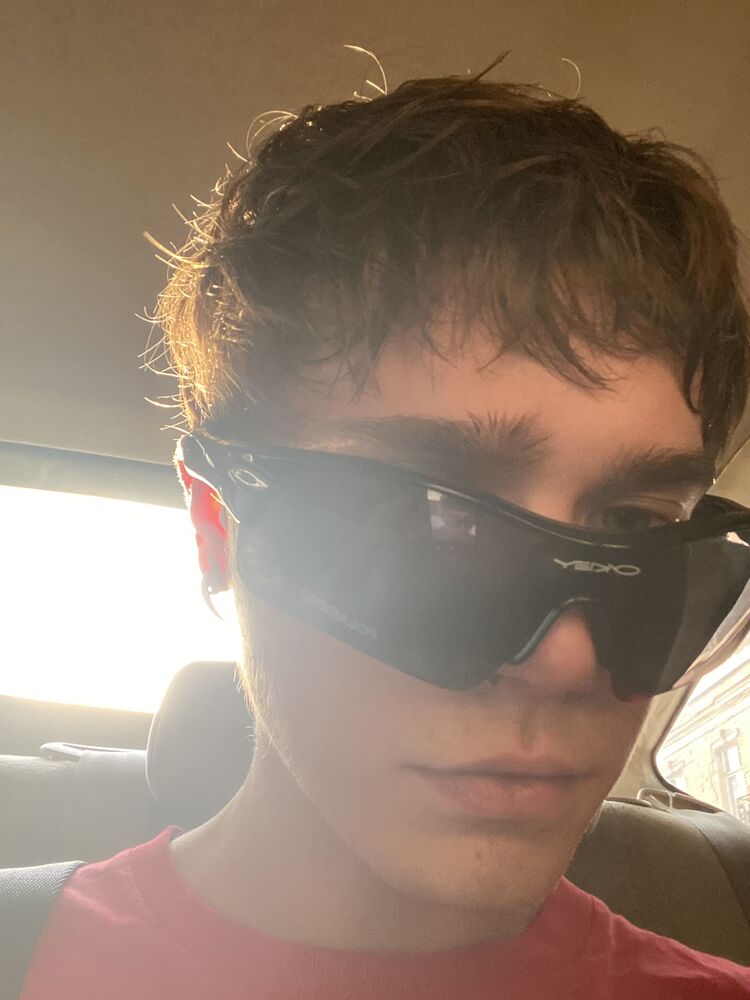 ���� 37489318 ����� ������, 21 ���, ���� ���������� � ������������