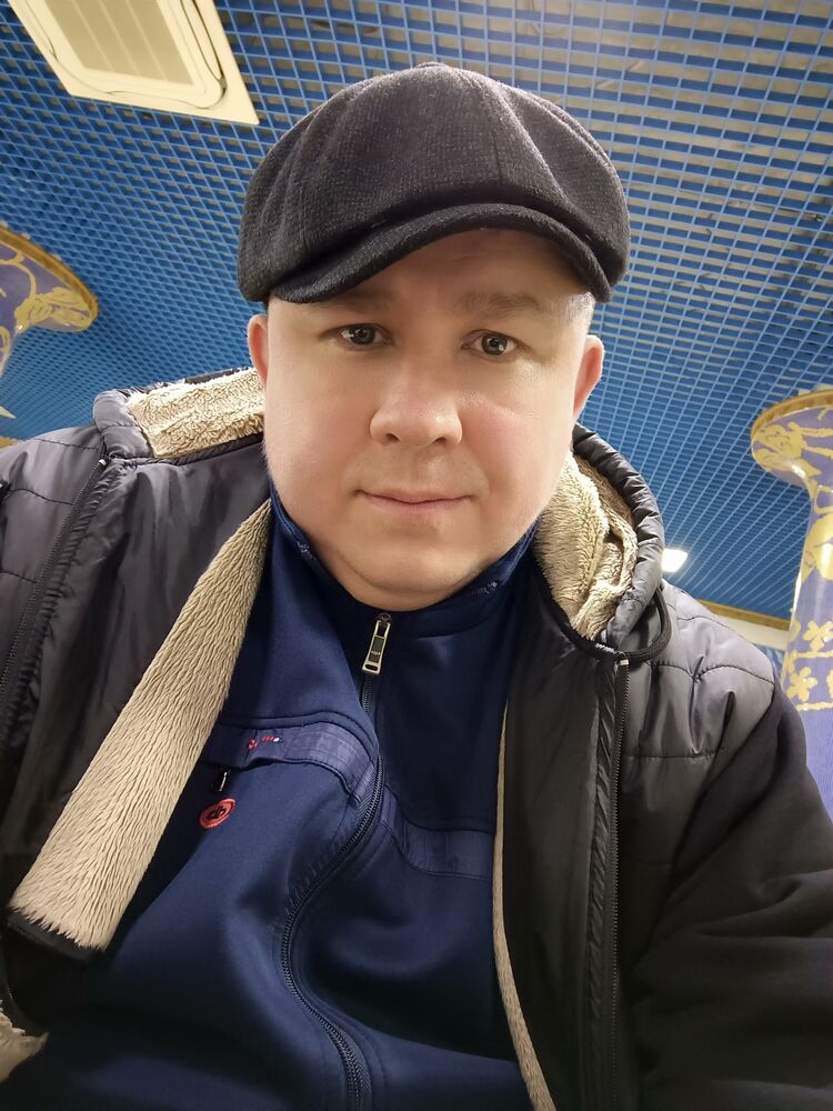 47886938  Denis, 42 ,    