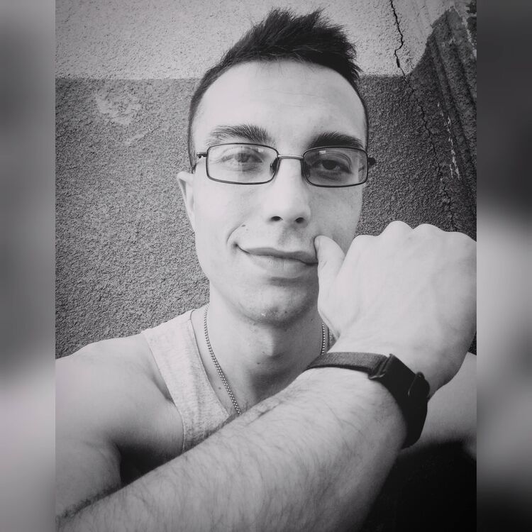  ,   Stefan, 29 ,  