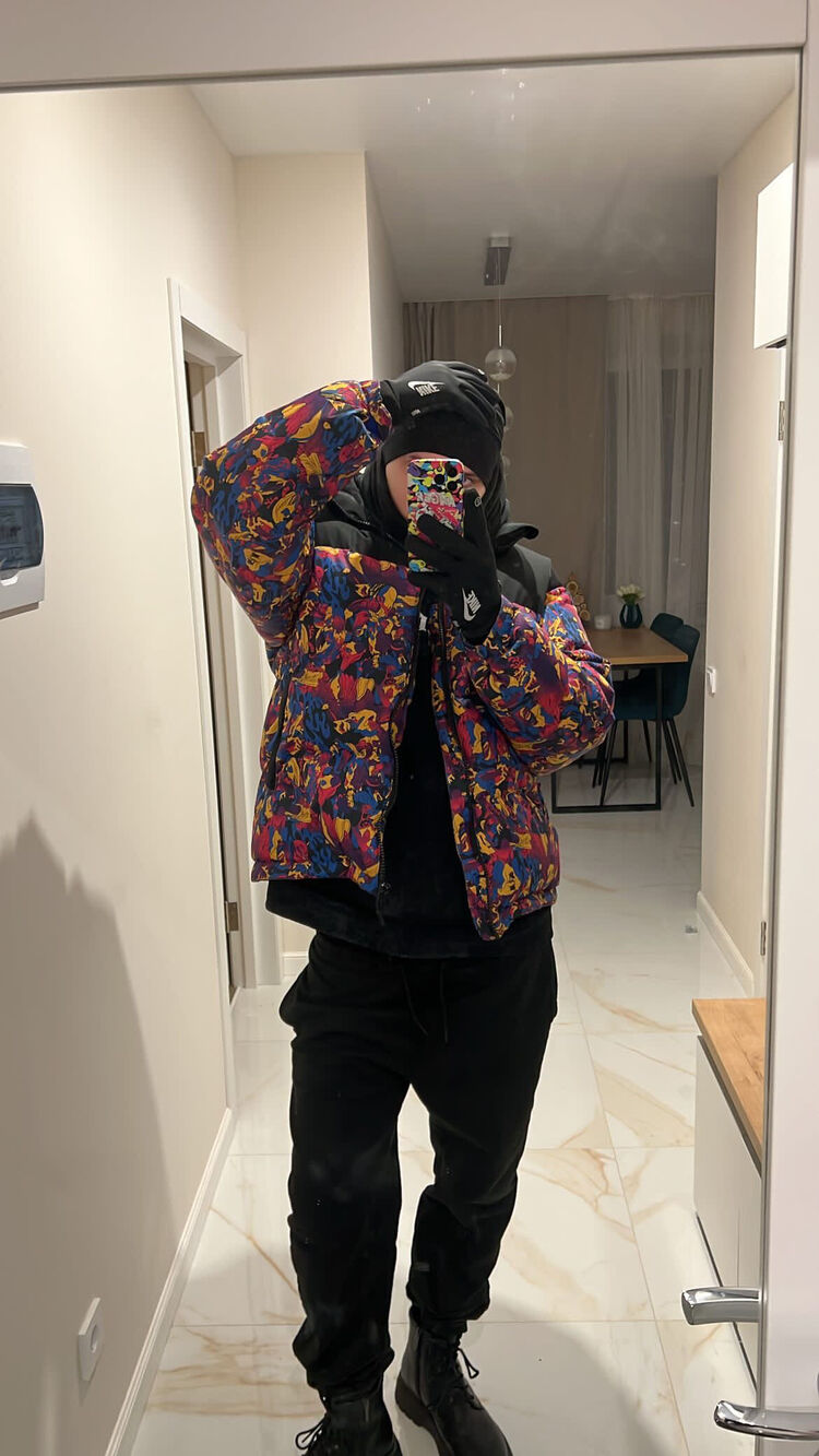 ���� 40832598 ����� ����, 24 ����, ���� ���������� � ������