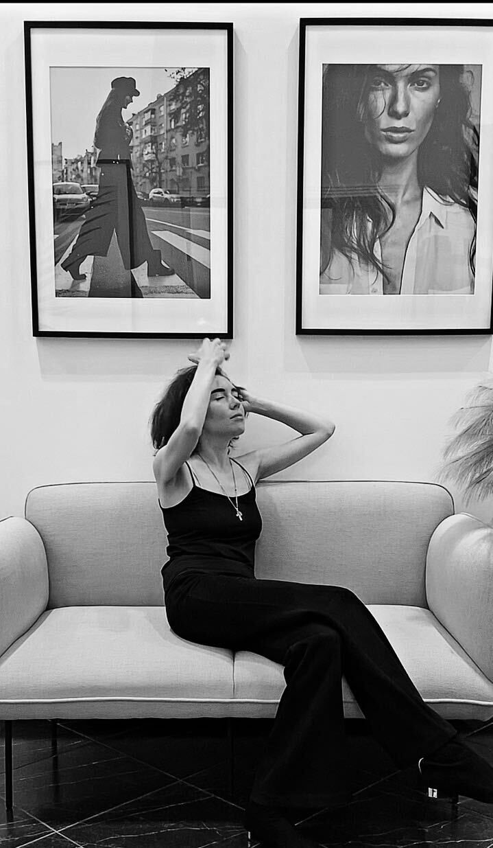  35711358  Darya, 31 ,    