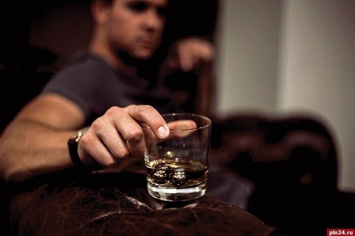  37834128  ELISH, 38 ,    