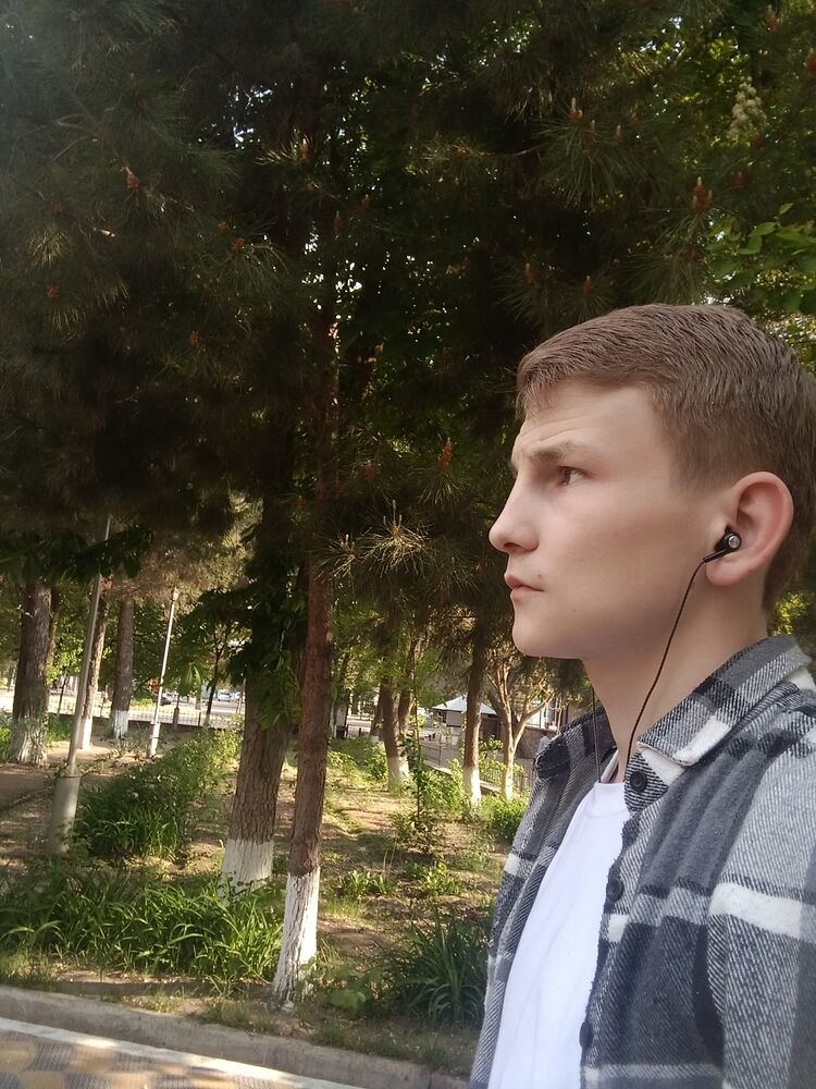  48842798  , 23 ,    