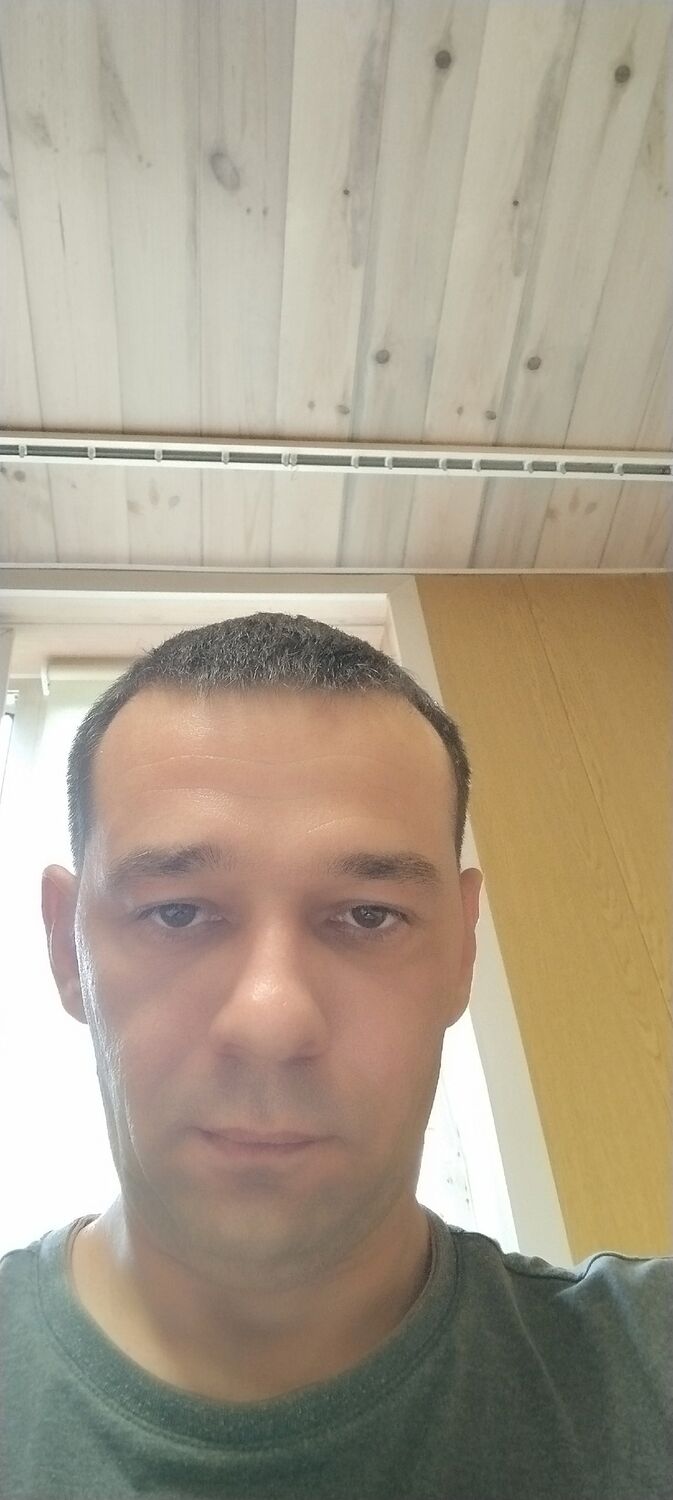  37442988  , 39 ,    