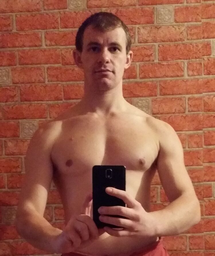  11125548  Aleksandr, 37 ,    