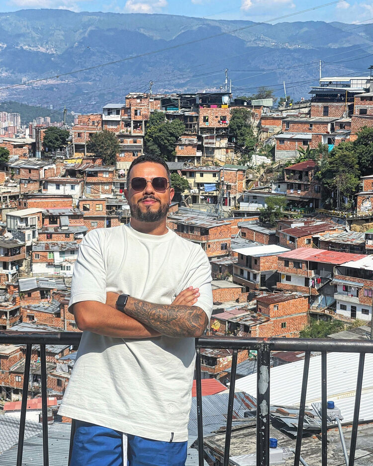  Phuket,   Mateus, 32 ,   ,   