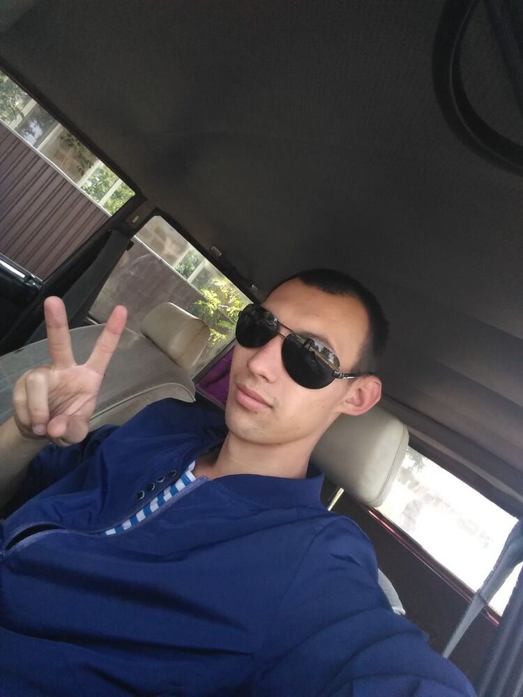  17467808  Maks, 31 ,    