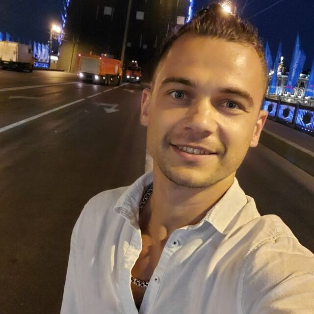  29533468  Den, 33 ,    Kyje