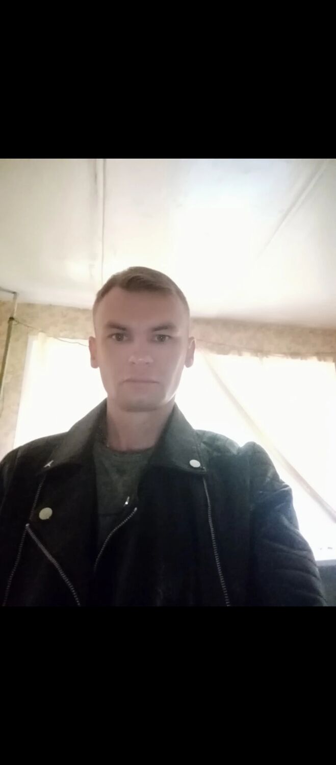  41581288  Andrey, 37 ,    