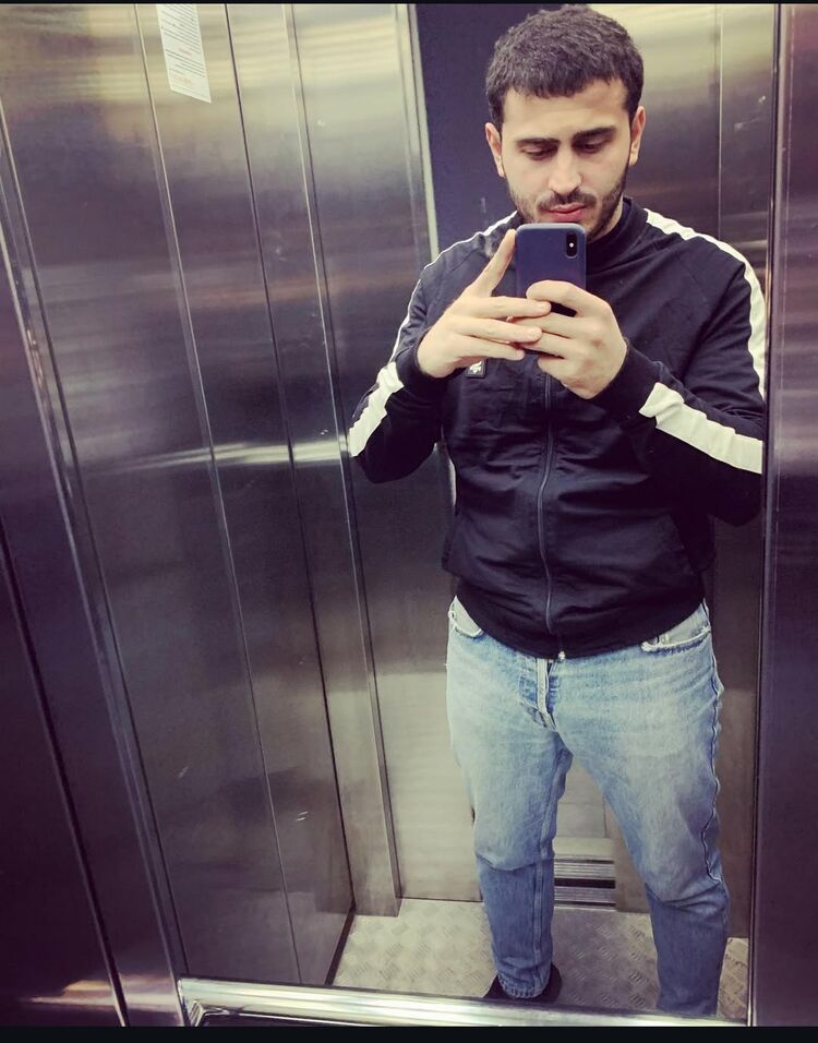  52791718  , 27 ,    