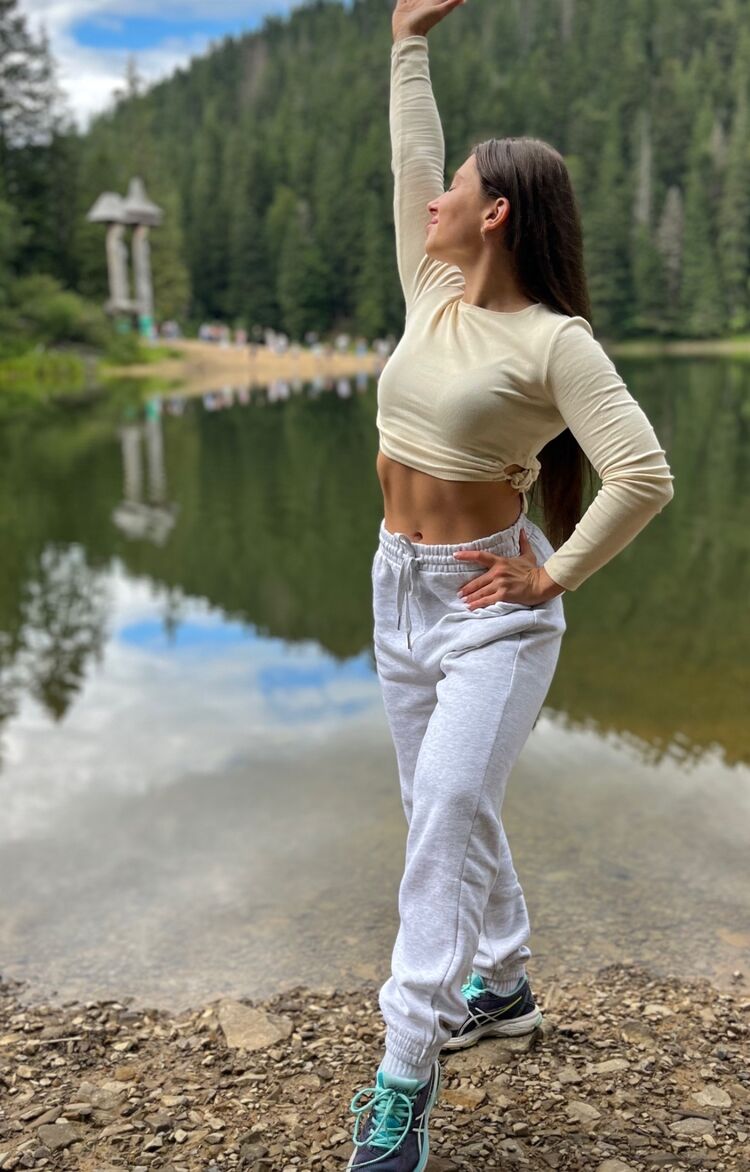  54150978  Wiktoria, 23 ,    