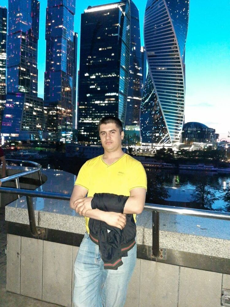  48843088  , 30 ,    