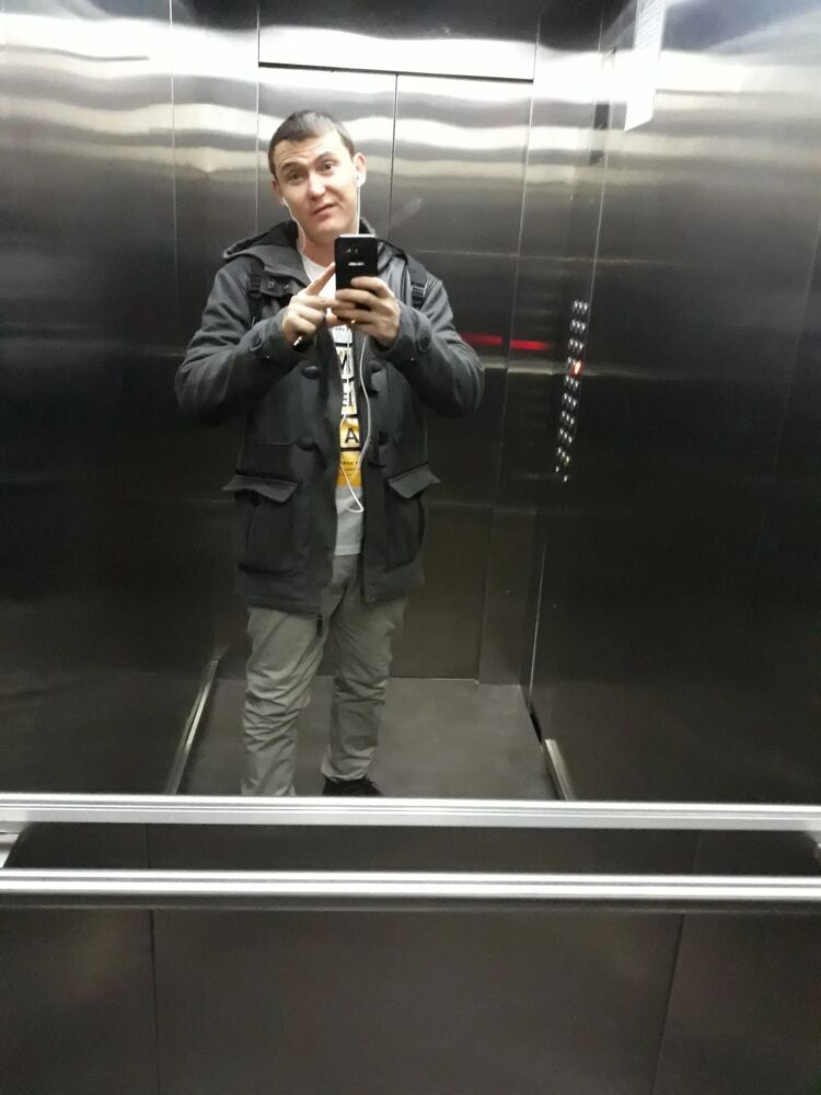  42224758  , 35 ,    