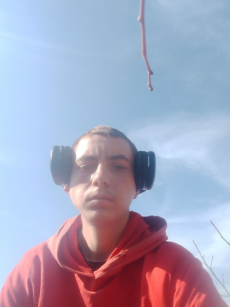  42214048  , 22 ,    