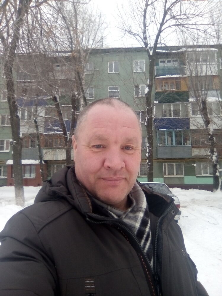  ,   Aleks, 50 ,  