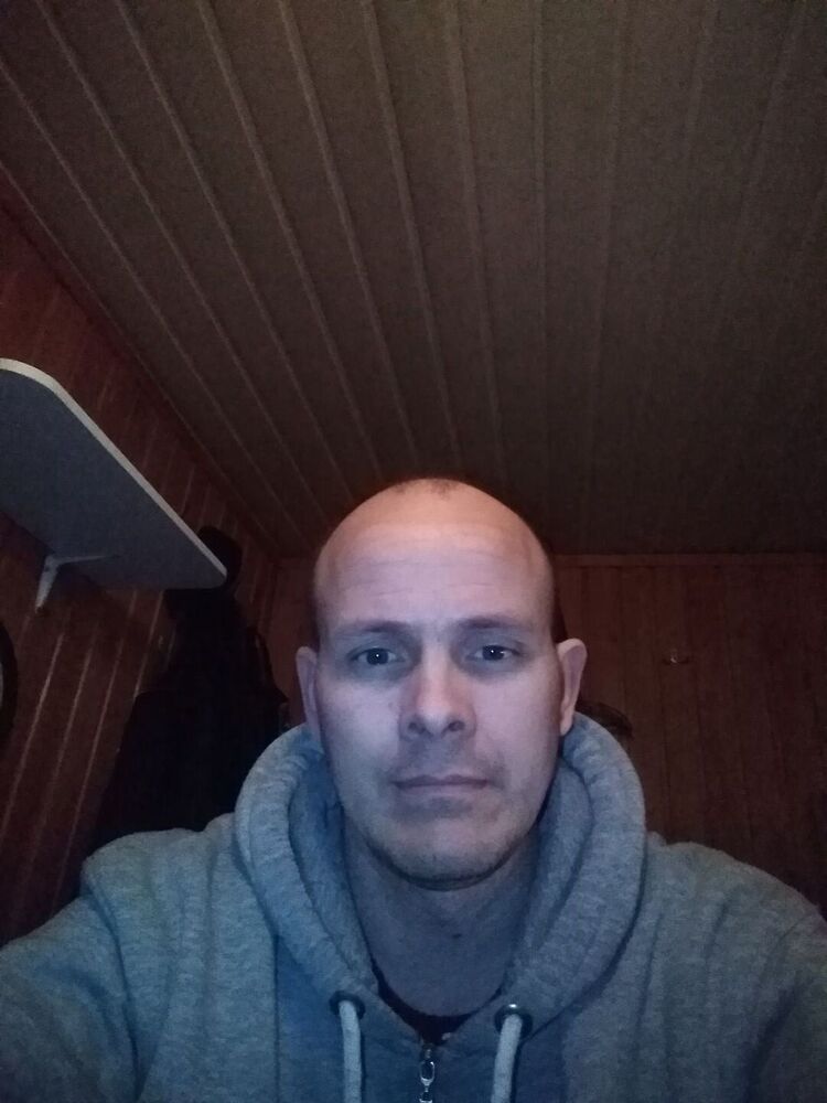 ���� 32349558 ������� �����, 41 ���, ���� ���������� � �����-����������