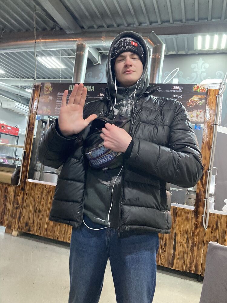  37815198  , 22 ,    --