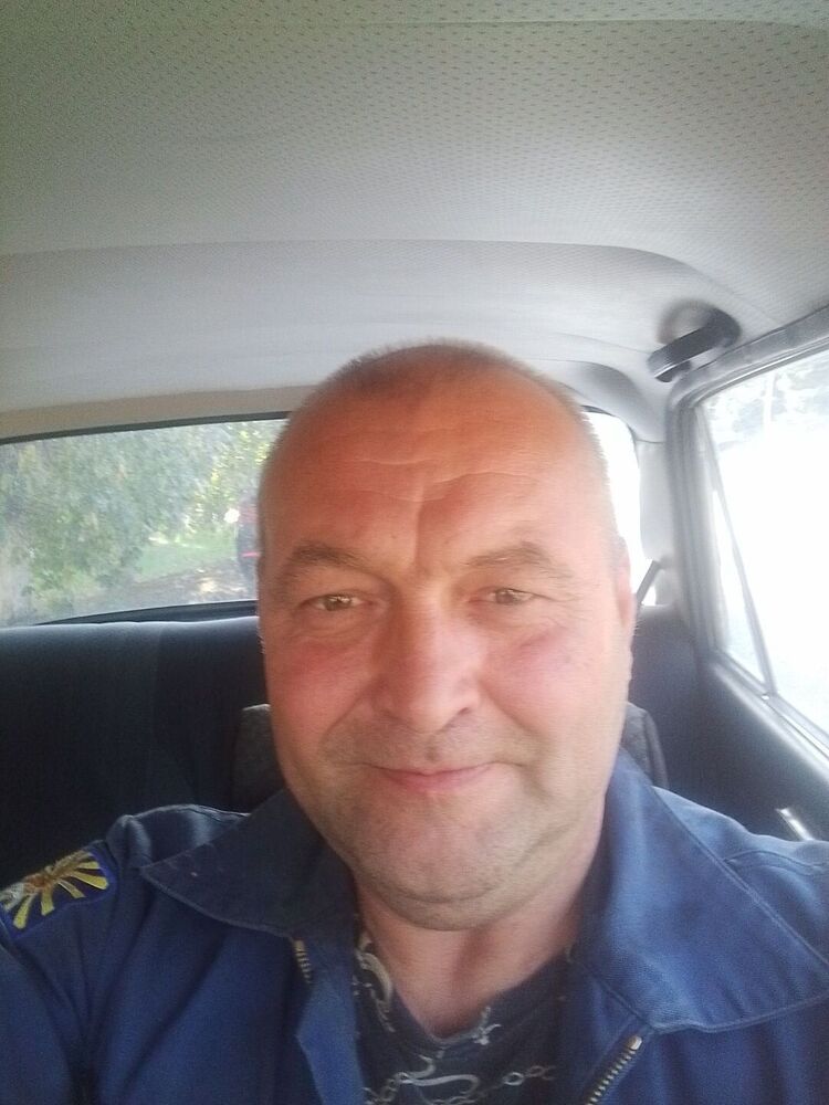  38920728  , 49 ,    