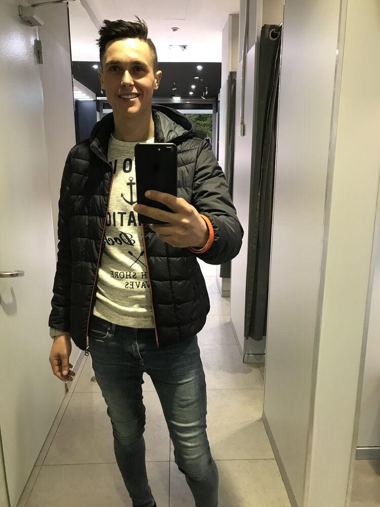  ,   , 28 ,   