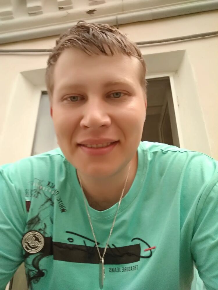  39083778  , 32 ,    