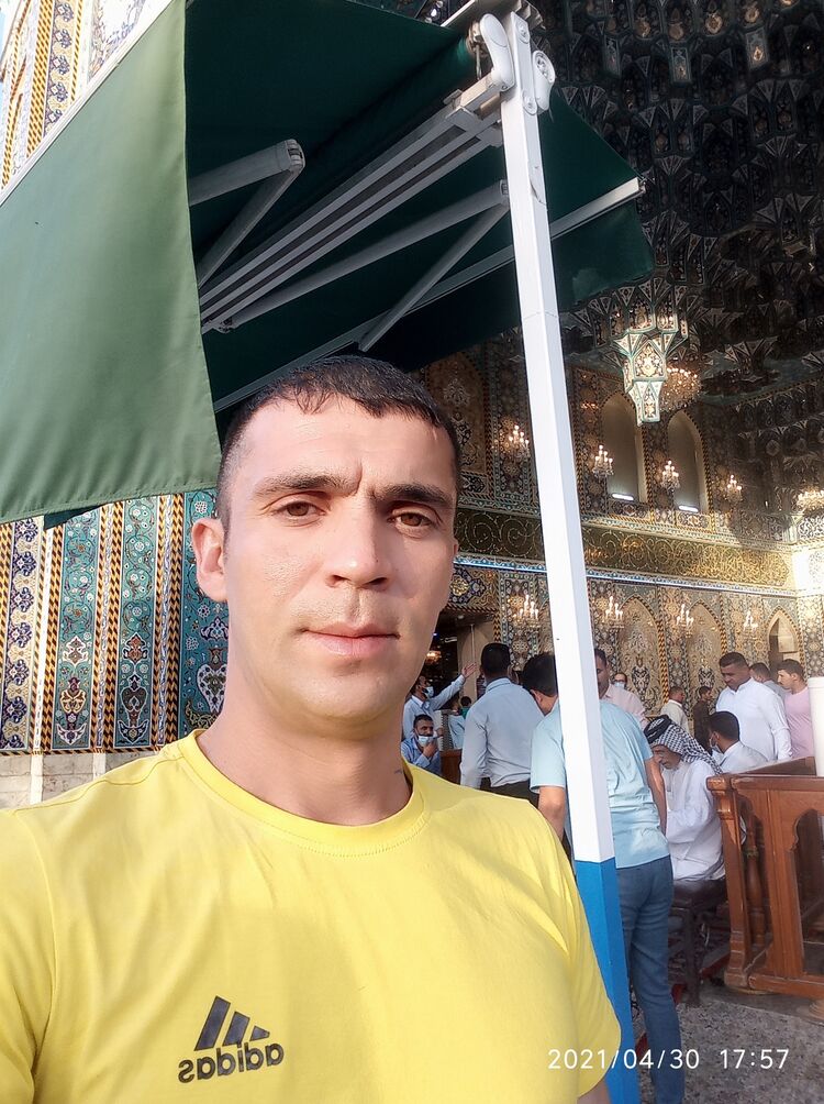  22852808  Djamal, 43 ,    