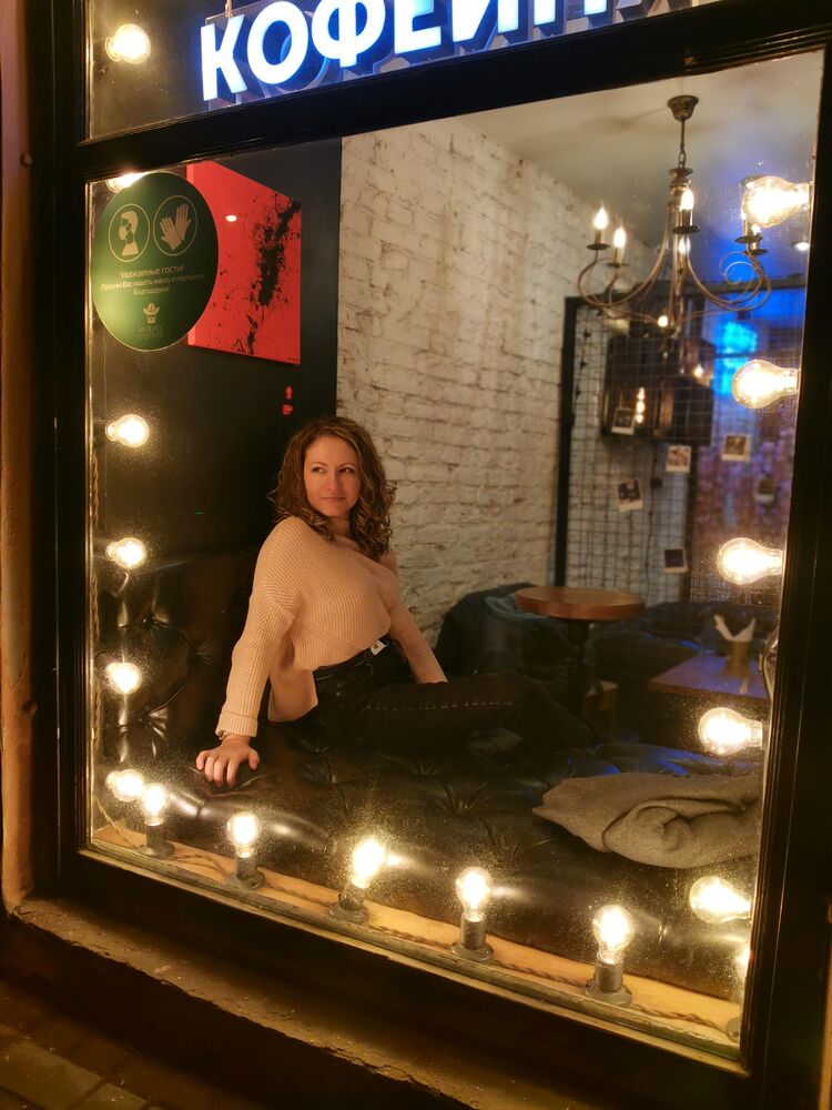  31034898  , 37 ,    -