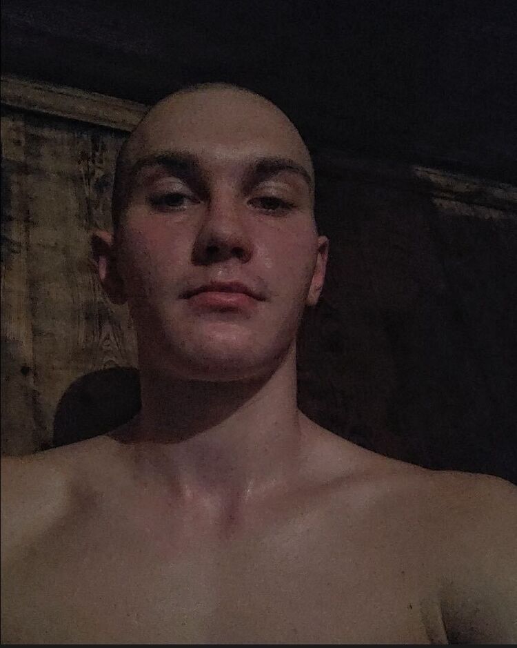  35831308  , 22 ,    